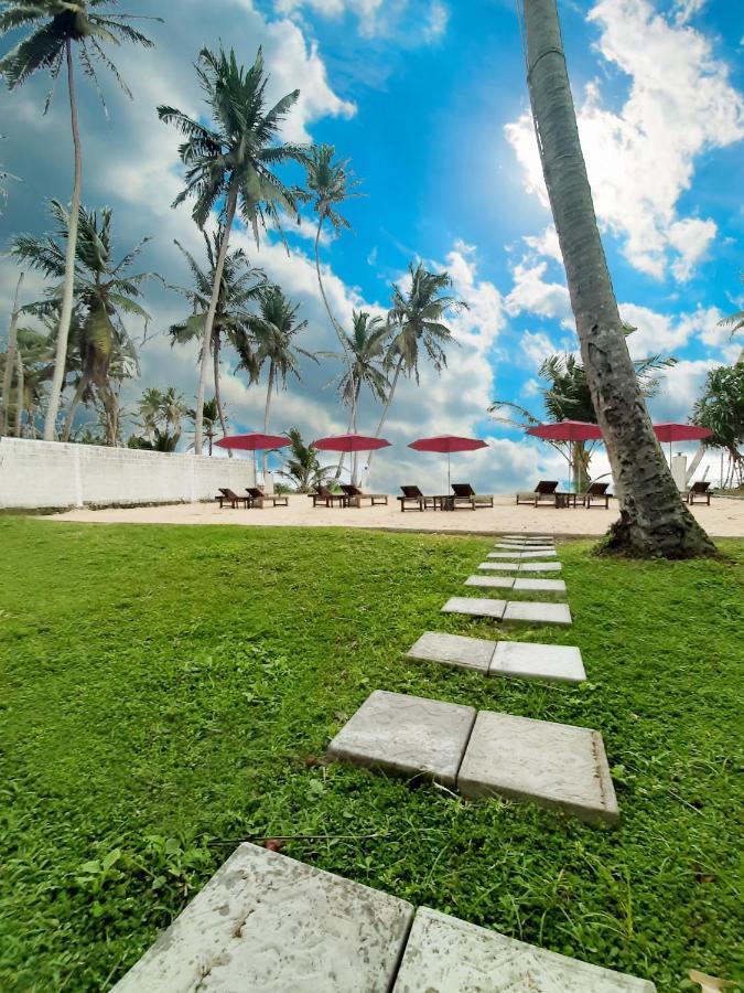 Akurala Beach Boutique Resort Dış mekan fotoğraf