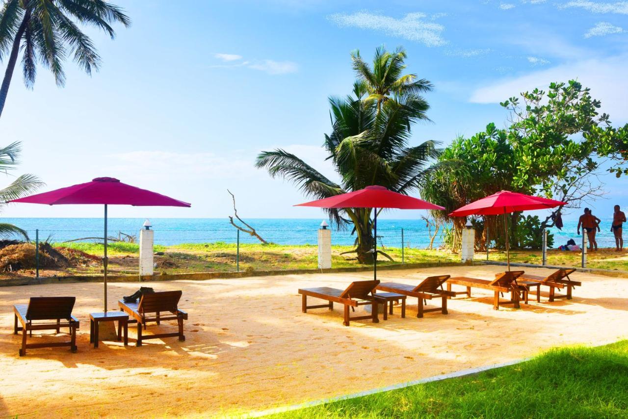 Akurala Beach Boutique Resort Dış mekan fotoğraf