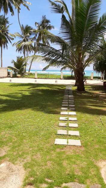 Akurala Beach Boutique Resort Dış mekan fotoğraf