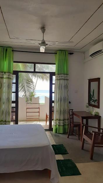 Akurala Beach Boutique Resort Dış mekan fotoğraf